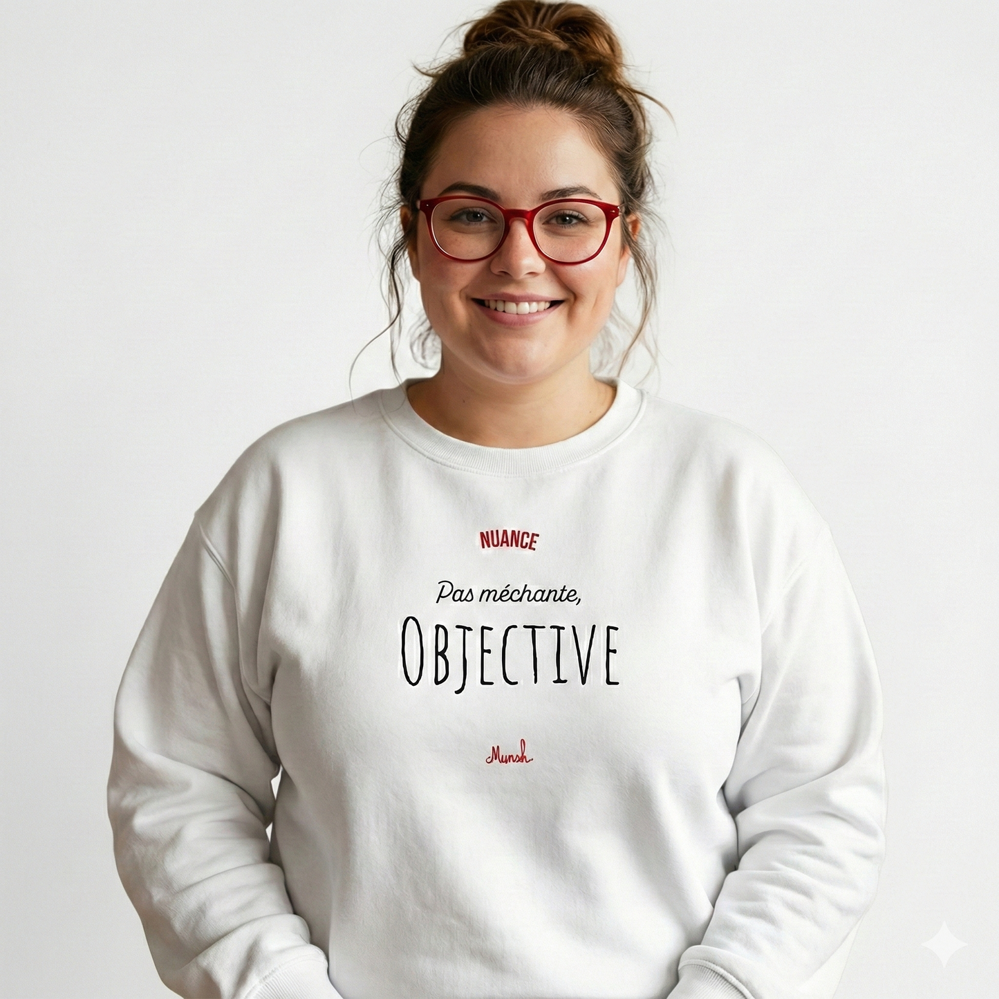 Sweat Premium Femme : "Pas méchante, objective"